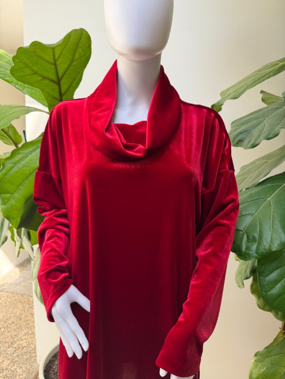 Jones New York Beautiful & Soft Fire Red Velour Cowl Neck Wide Leg Lounge Set